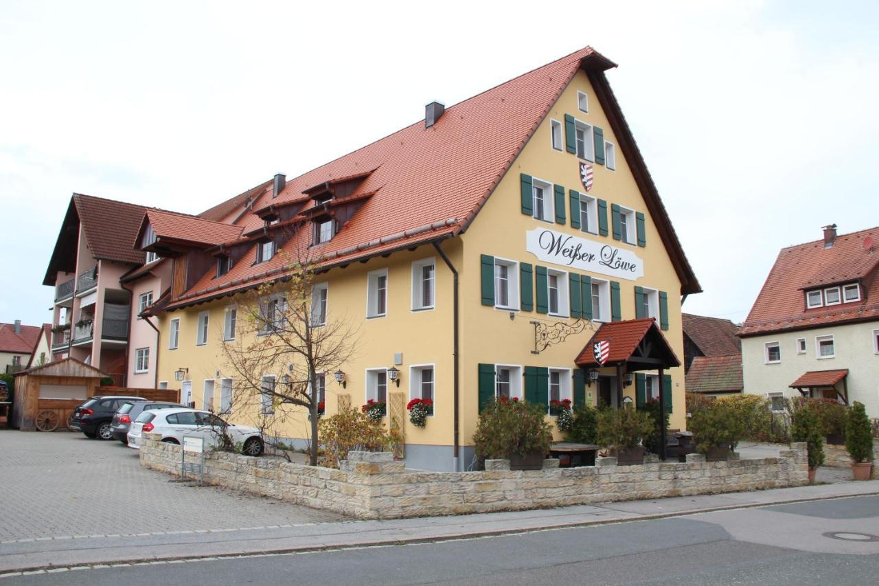 Hotel Gasthof Weisser Loewe Inh Bjoern Simon Reese Burgthann Extérieur photo